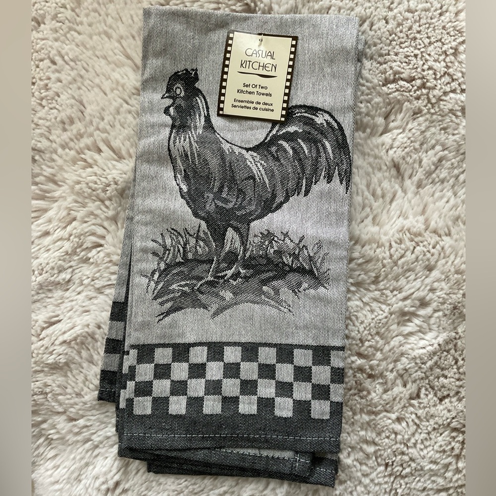Set of Two Kitchen Towels NWT
